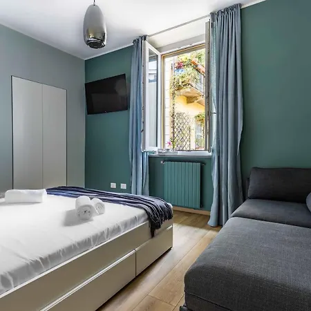 Joivy Studio Near Natural Museum *