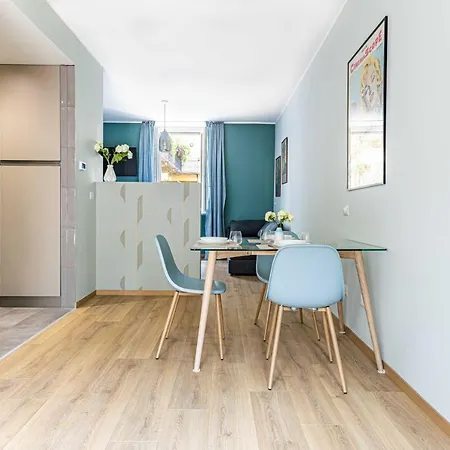 Joivy Studio Near Natural Museum Apartment